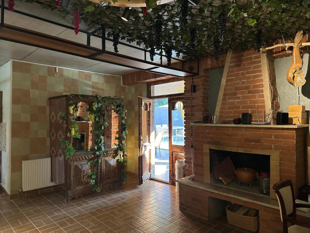Pesvebi Design Hotel And Cellar 보르조미 외부 사진